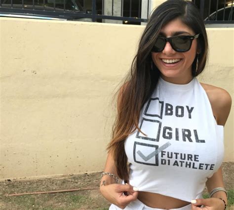 mia khalifa sexy pic|Mia K. (@miakhalifa) • Instagram photos and videos